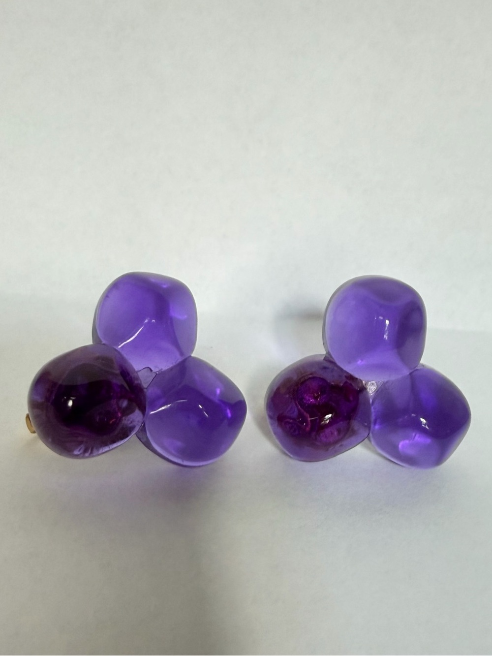 VTG 80s Avon Purple Dawn Lucite Cluster Clip On Earrings Bubble Jelly Grape